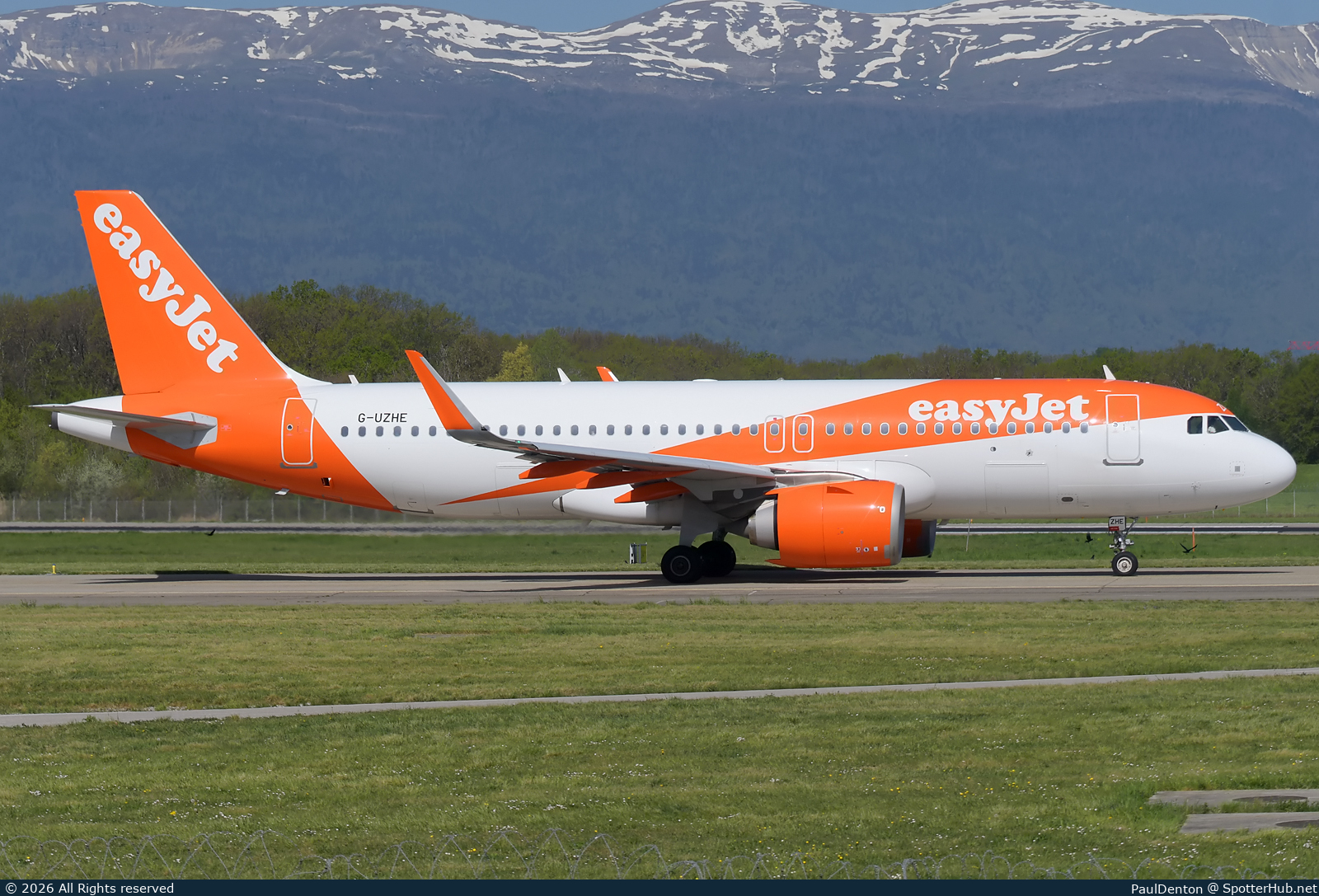 Photo of G-UZHE - Airbus A320-251N operated by easyJet