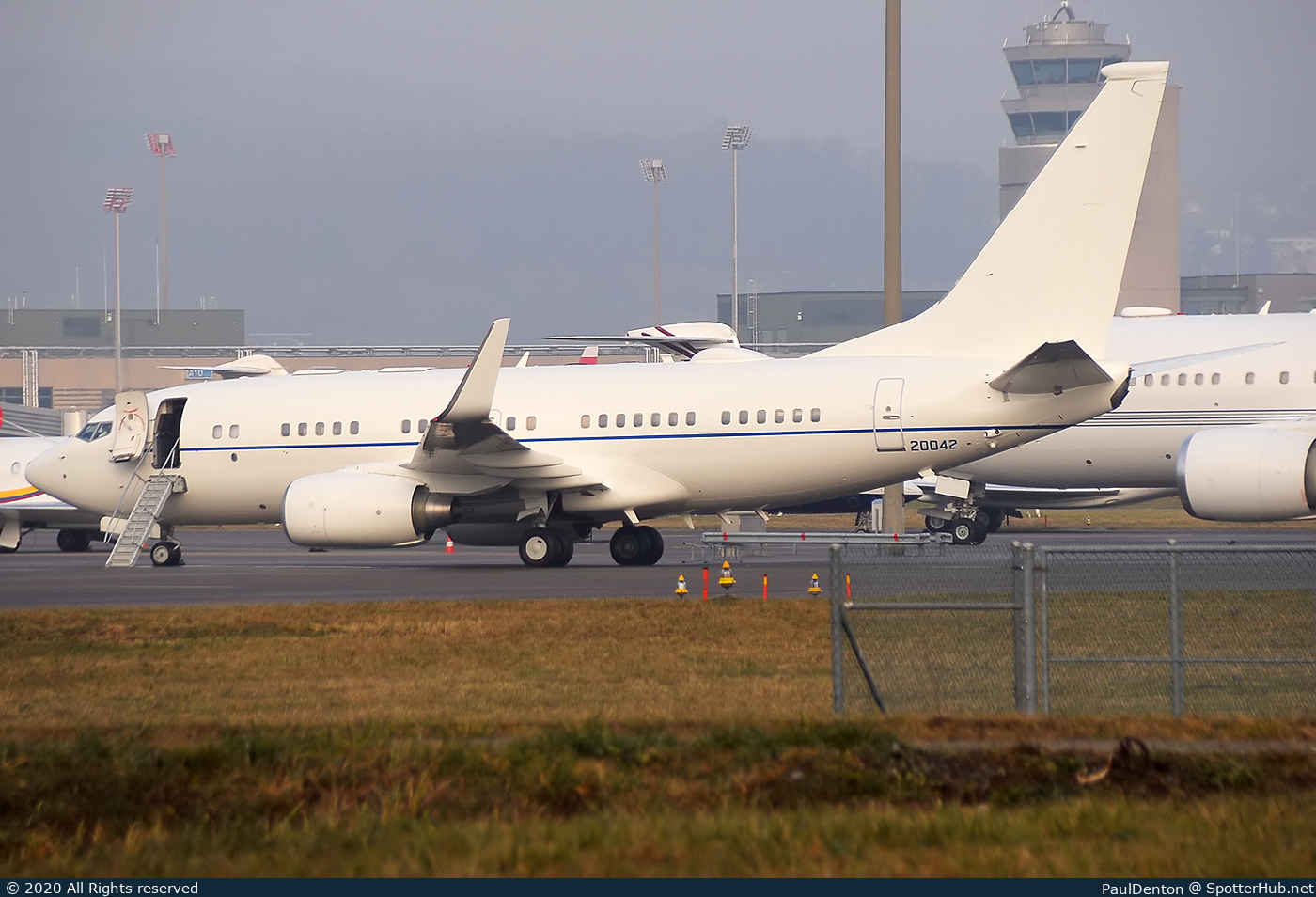 Photo of 02-0042 - Boeing C-40B operated by US Air Force