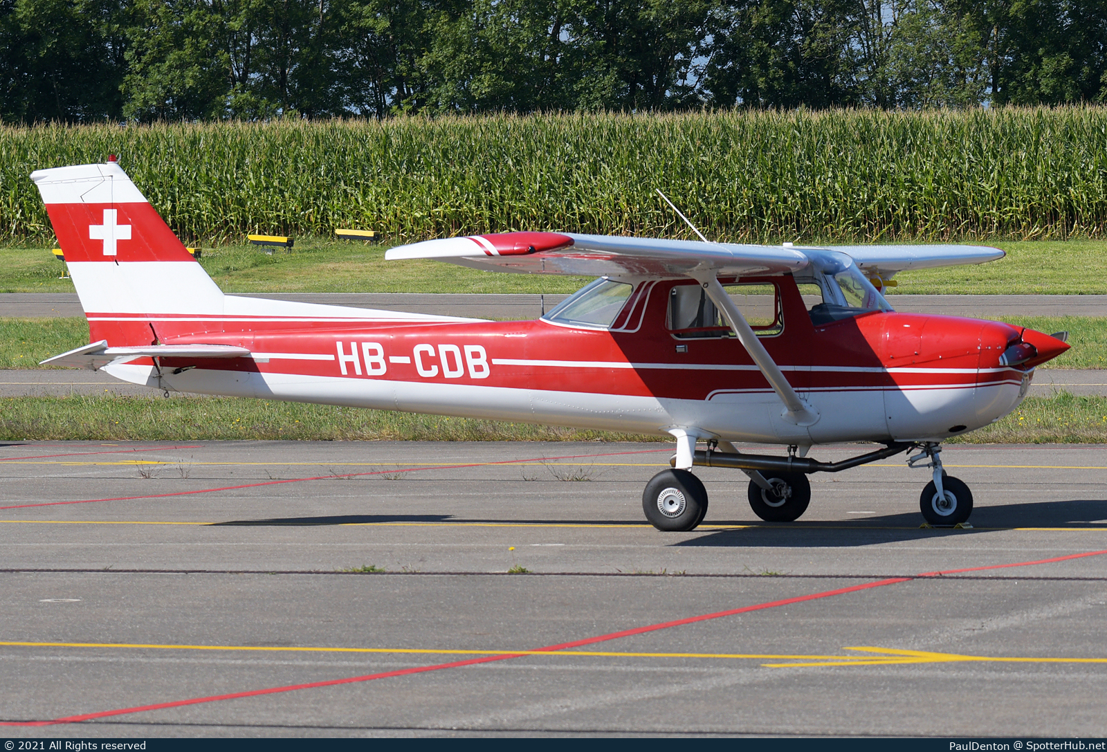 Photo of HB-CDB - Reims-Cessna F150L operated by Private