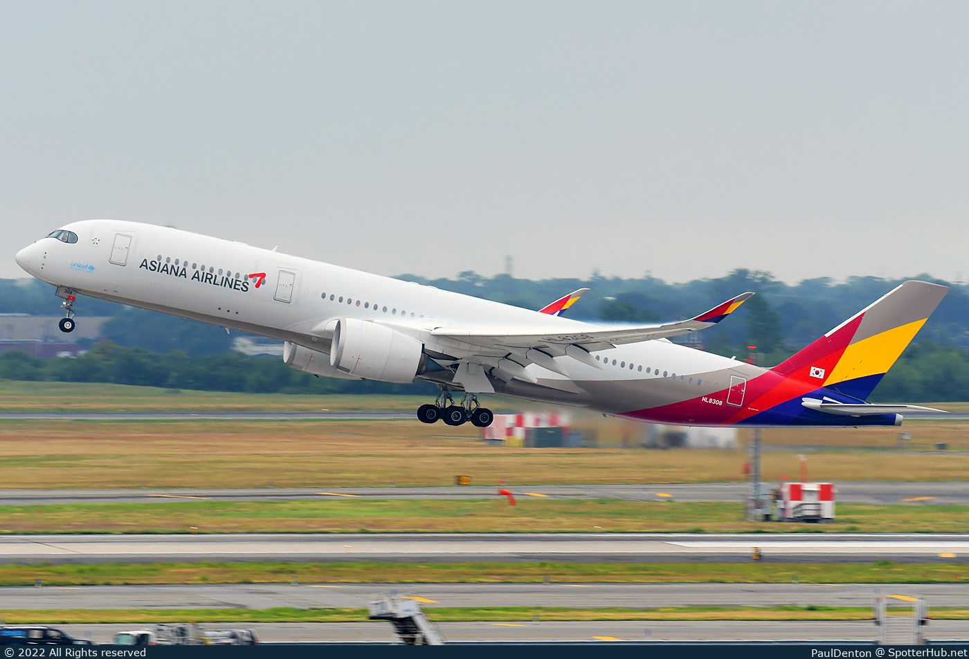 Photo of HL8308 - Airbus A350-941 operated by Asiana Airlines