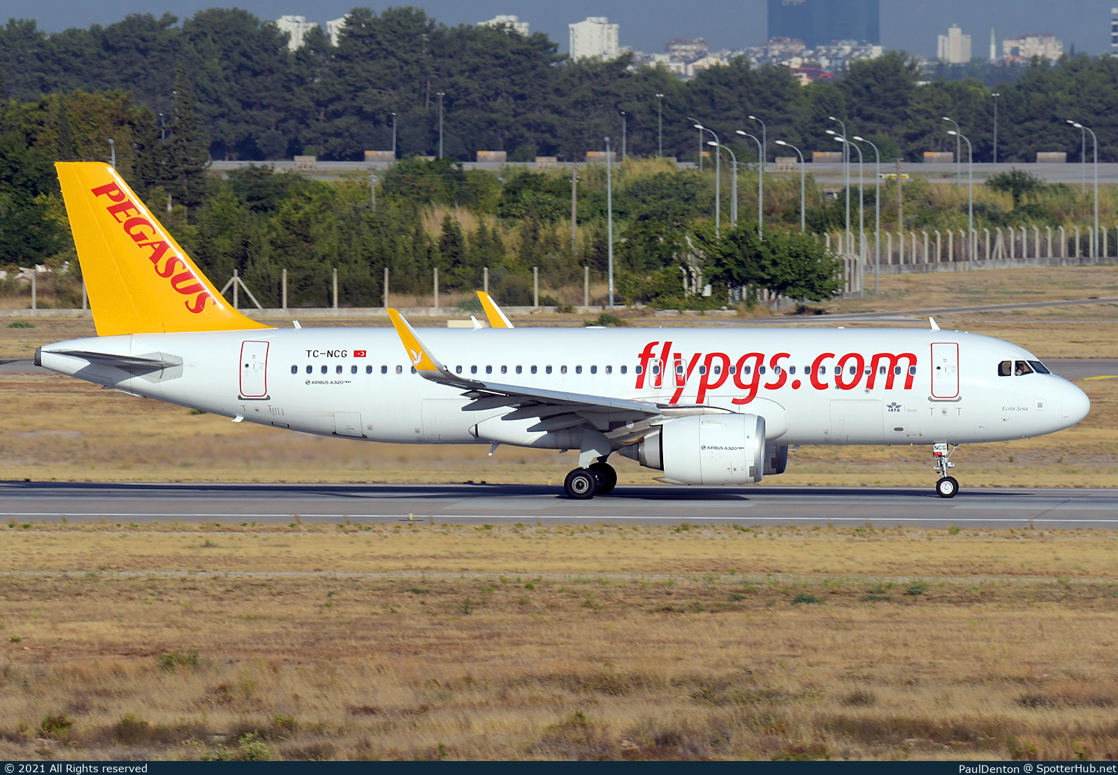 Photo of TC-NCG - Airbus A320-251N operated by Pegasus Airlines