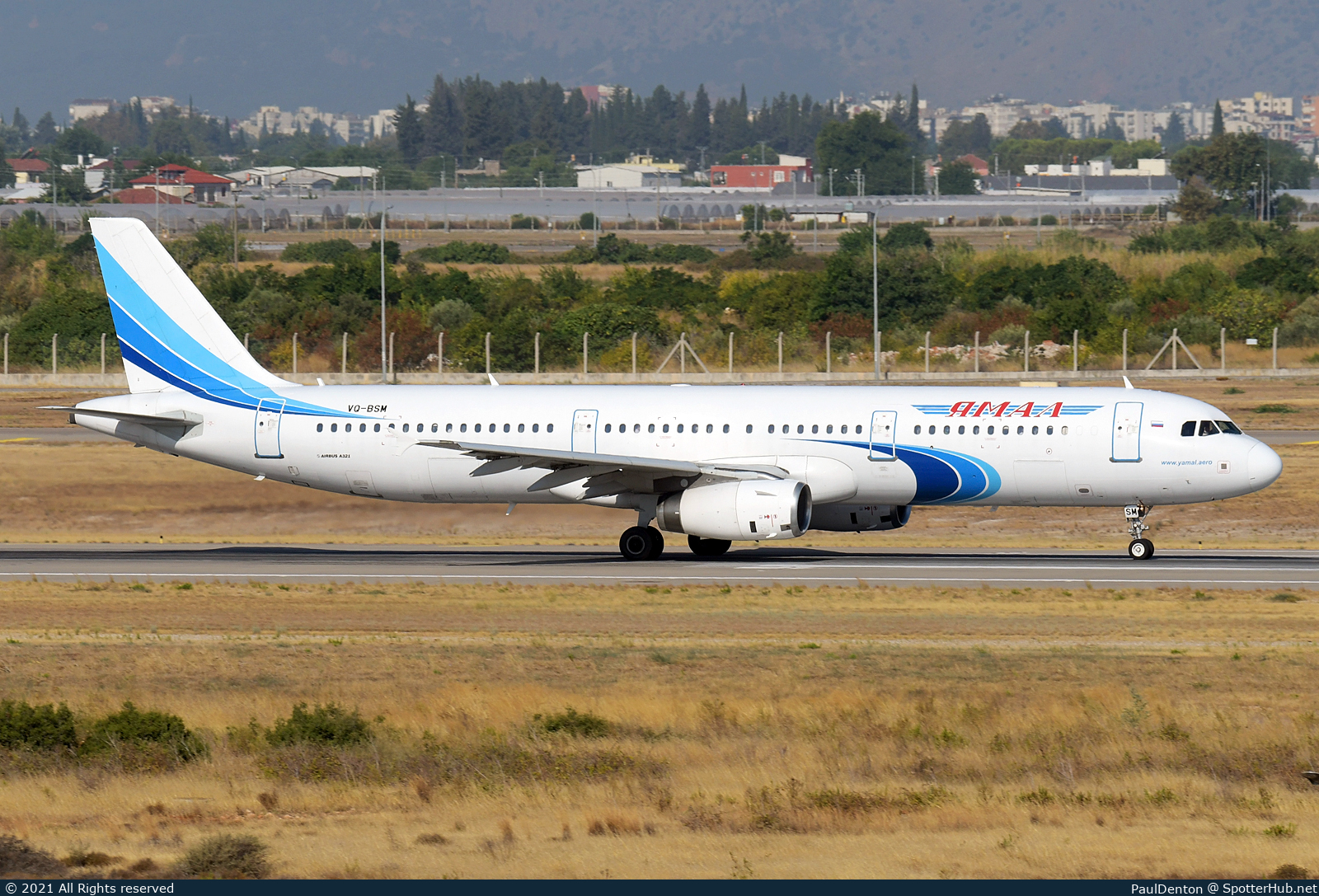 Photo of VQ-BSM - Airbus A321-231 operated by S7 Airlines