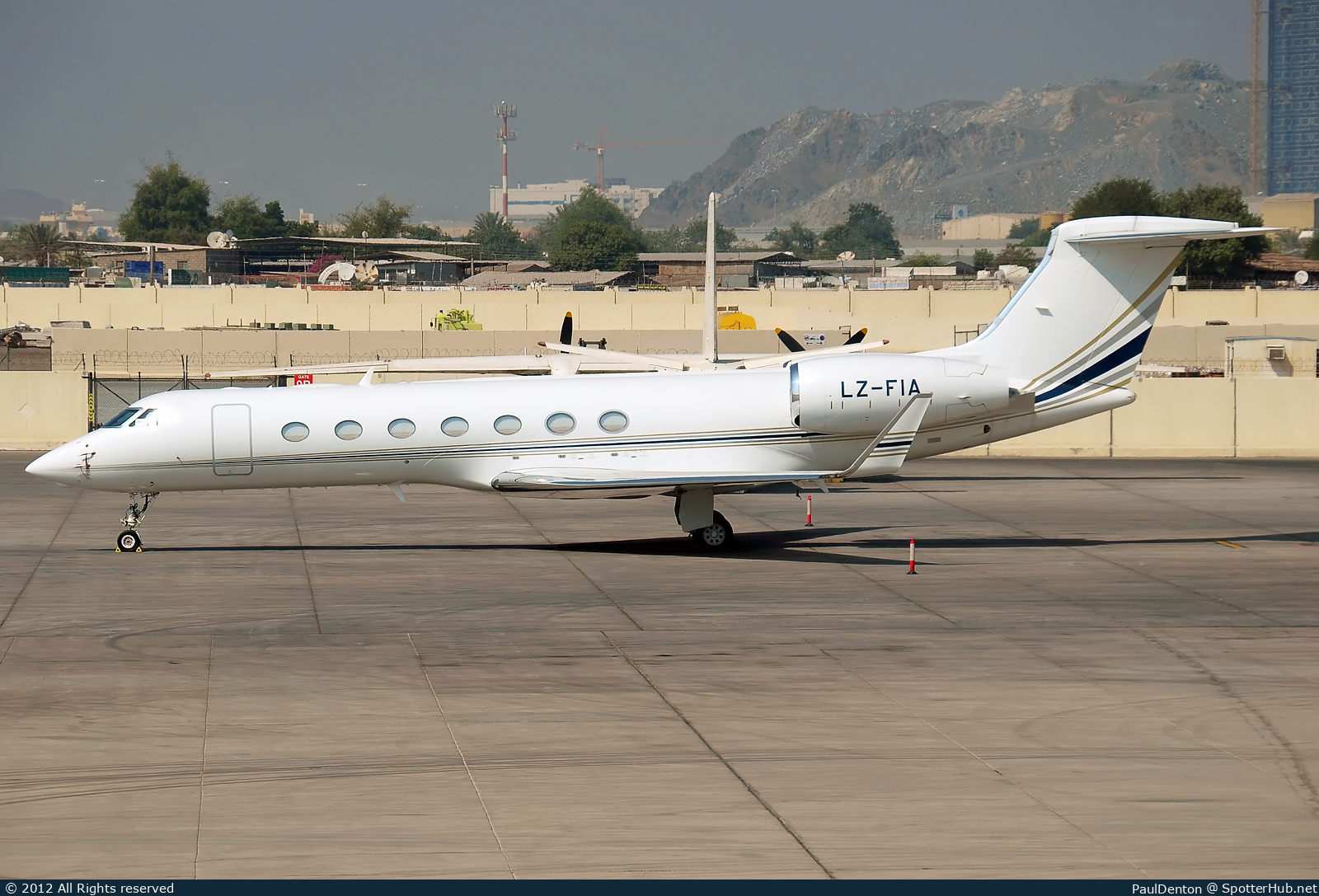 Photo of LZ-FIA - Gulfstream GV-SP (G550) operated by BH Air