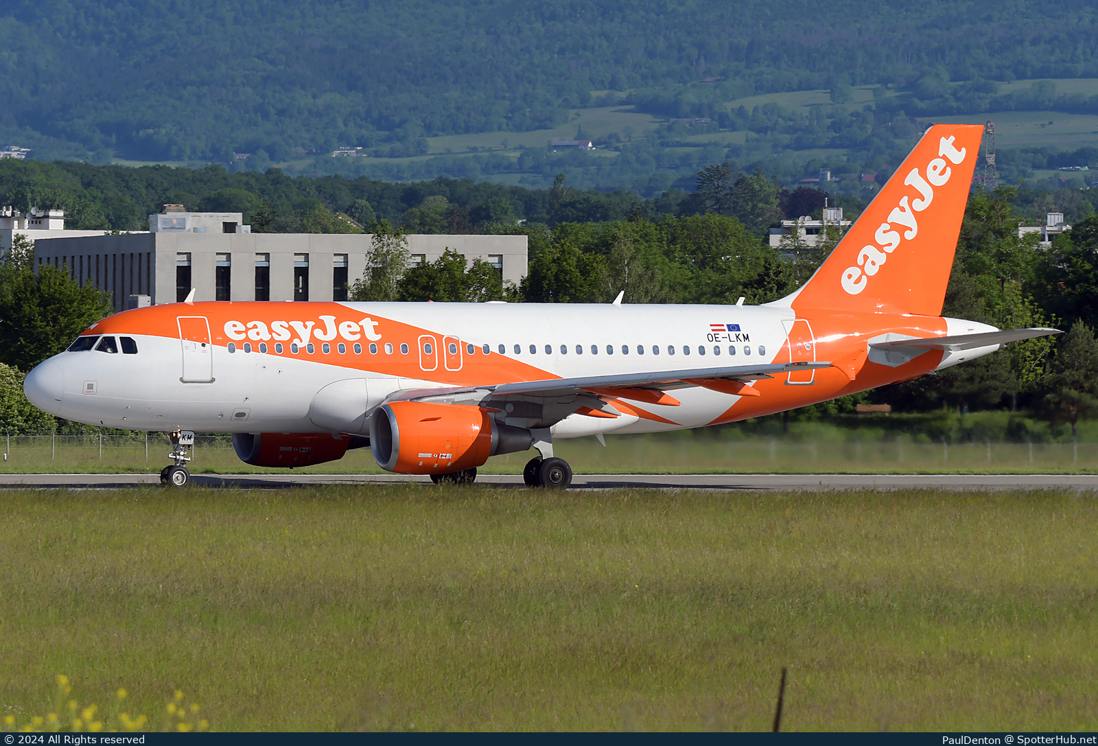 Photo of OE-LKM - Airbus A319-111 operated by easyJet Europe