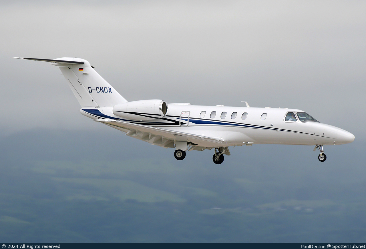 Photo of D-CNOX - Cessna 525C Citation CJ4 operated by E-Aviation