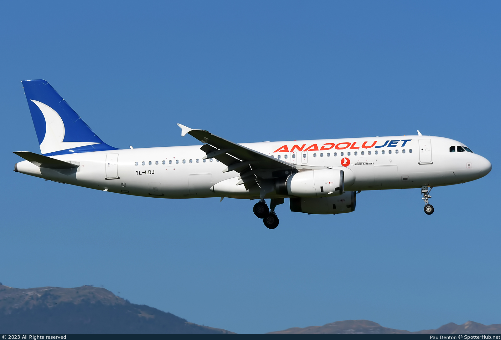 Photo of YL-LDJ - Airbus A320-232 operated by AnadoluJet (opb SmartLynx Airlines)