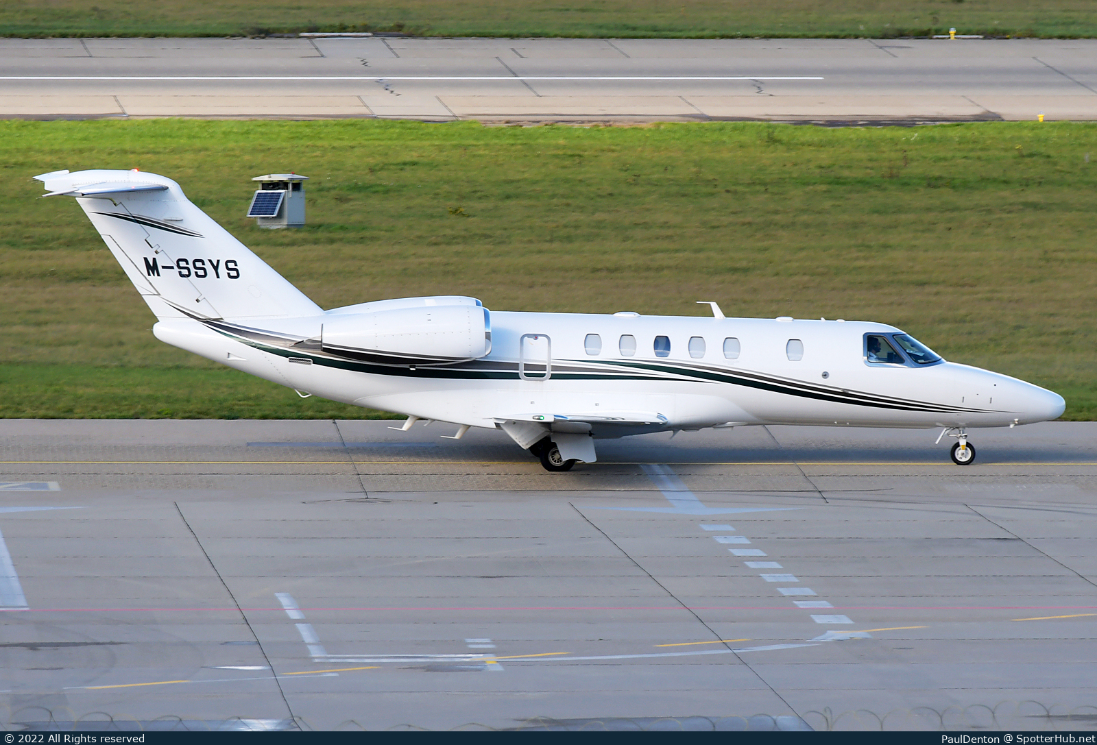 Photo of M-SSYS - Cessna 525C Citation CJ4 operated by Private