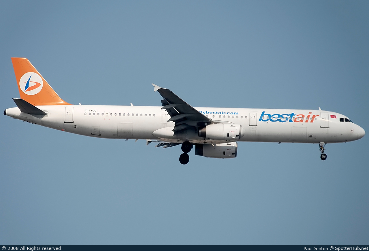 Photo of TC-TUC - Airbus A321-131 operated by BestAir