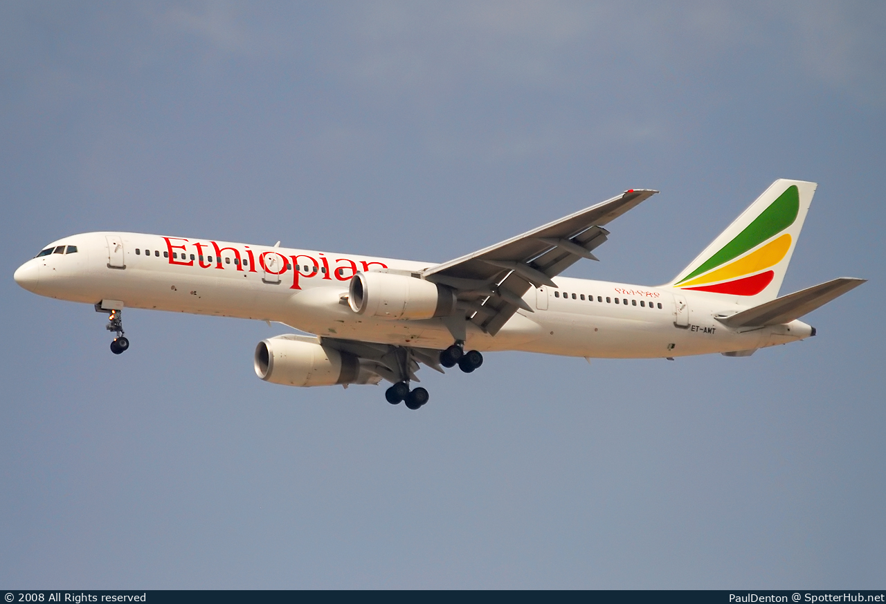 Photo of ET-AMT - Boeing 757-23N operated by Ethiopian Airlines