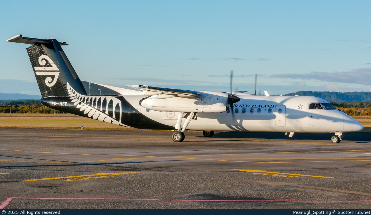 Photo of ZK-NEE - De Havilland Canada DHC-8-311Q Dash 8 operated by Air New Zealand