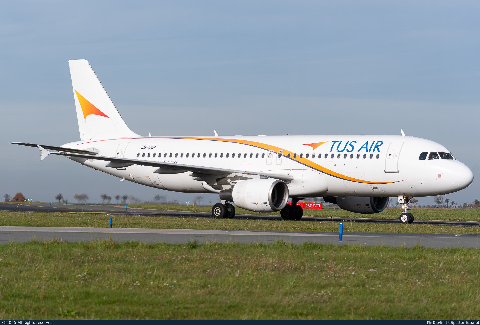 Photo of 5B-DDK - Airbus A320-214 operated by TUS Airways