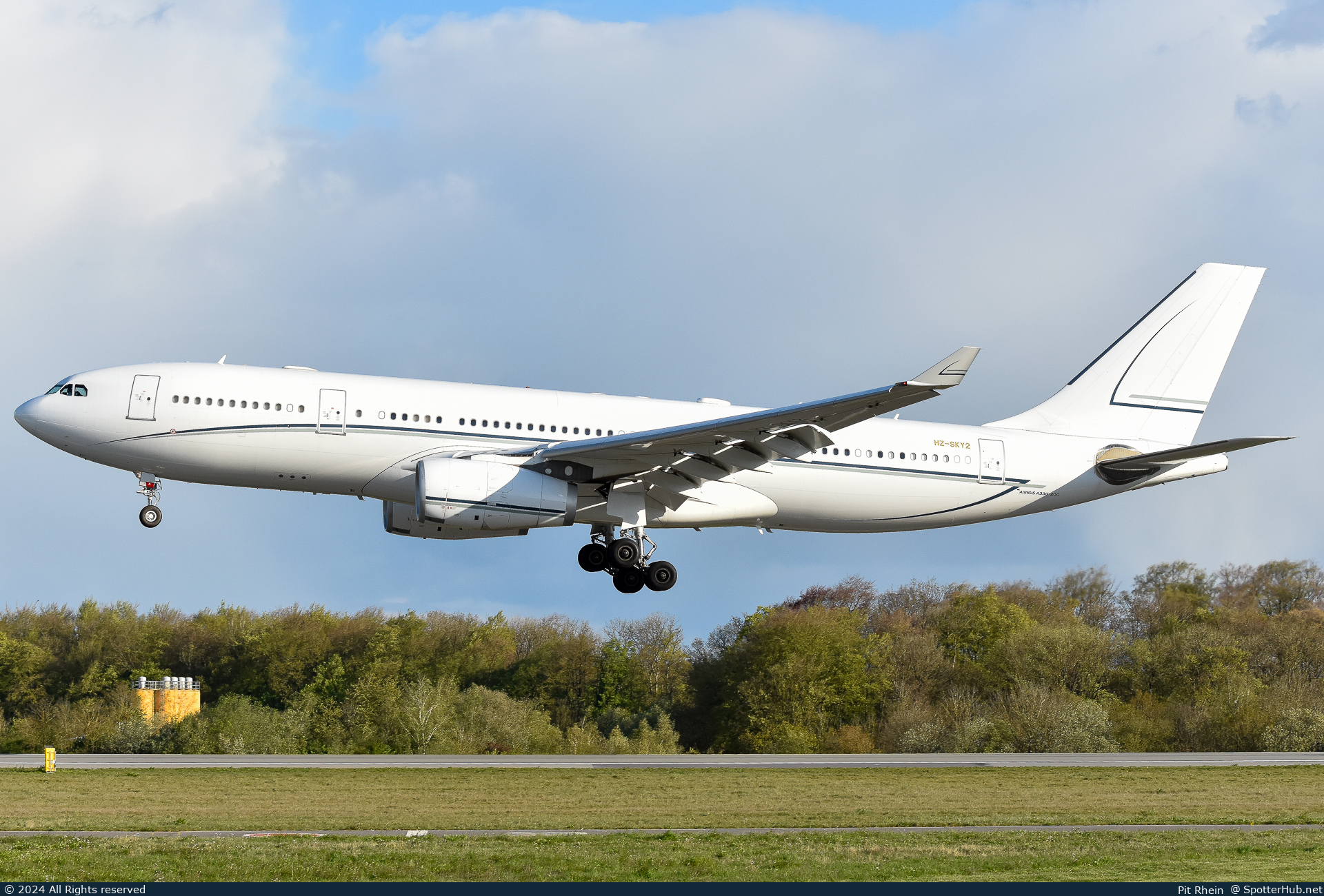 Photo of HZ-SKY2 - Airbus A330-243(CJ) operated by Alpha Star Aviation Services