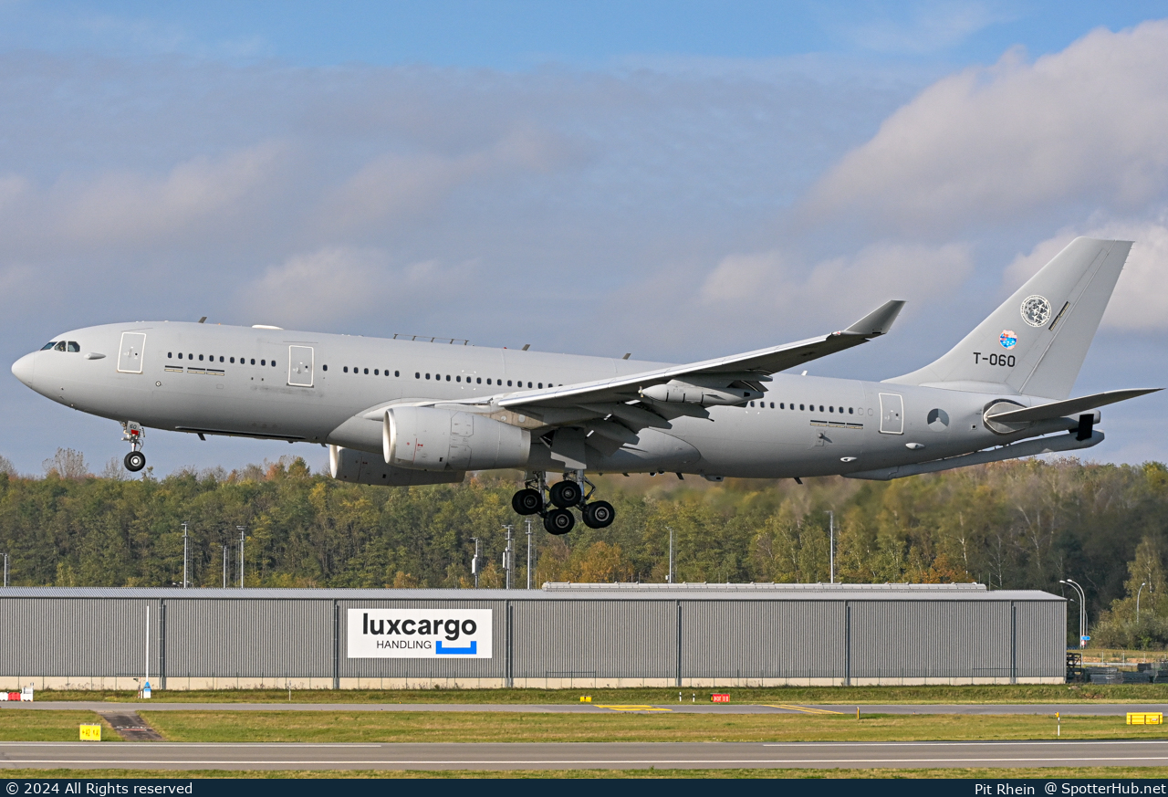 Photo of T-060 - Airbus KC-30M operated by Royal Netherlands Air Force
