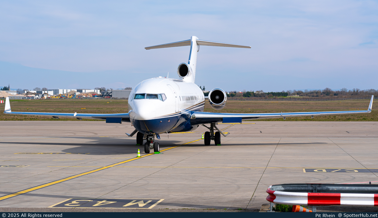Photo of VP-BAP - Boeing 727-21 operated by USAL Limited