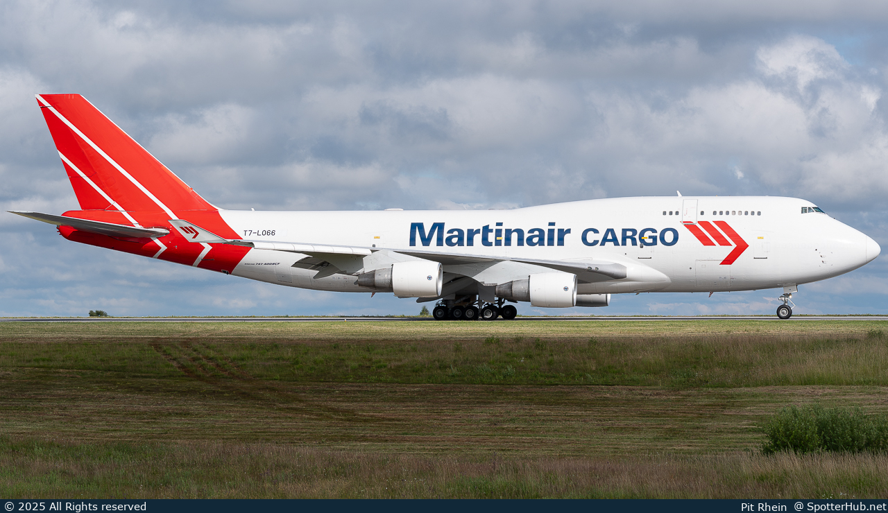 Photo of T7-L066 - Boeing 747-412(BCF) operated by Martinair Cargo