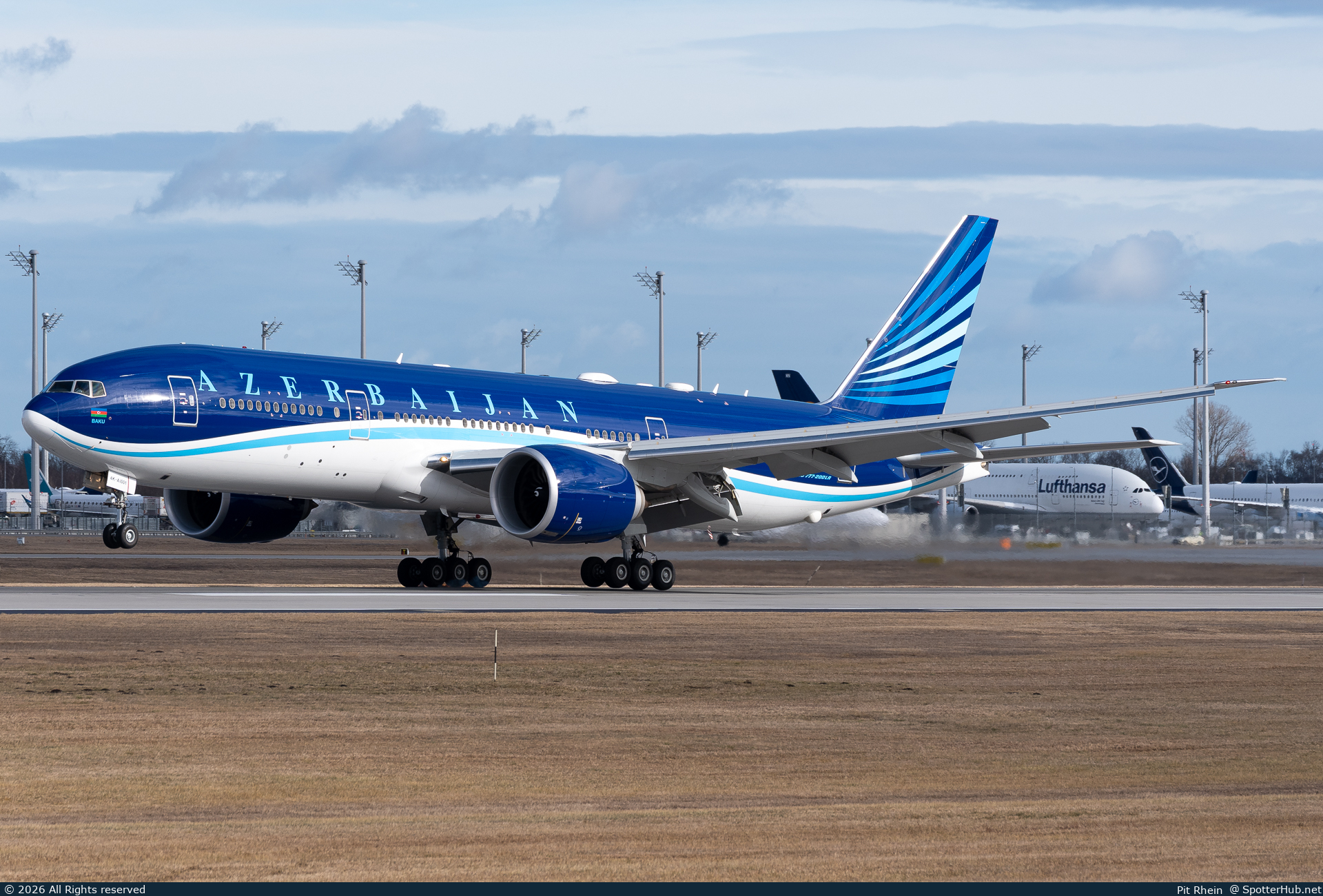 Photo of 4K-AI001 - Boeing 777-200LR operated by Government of Azerbaijan