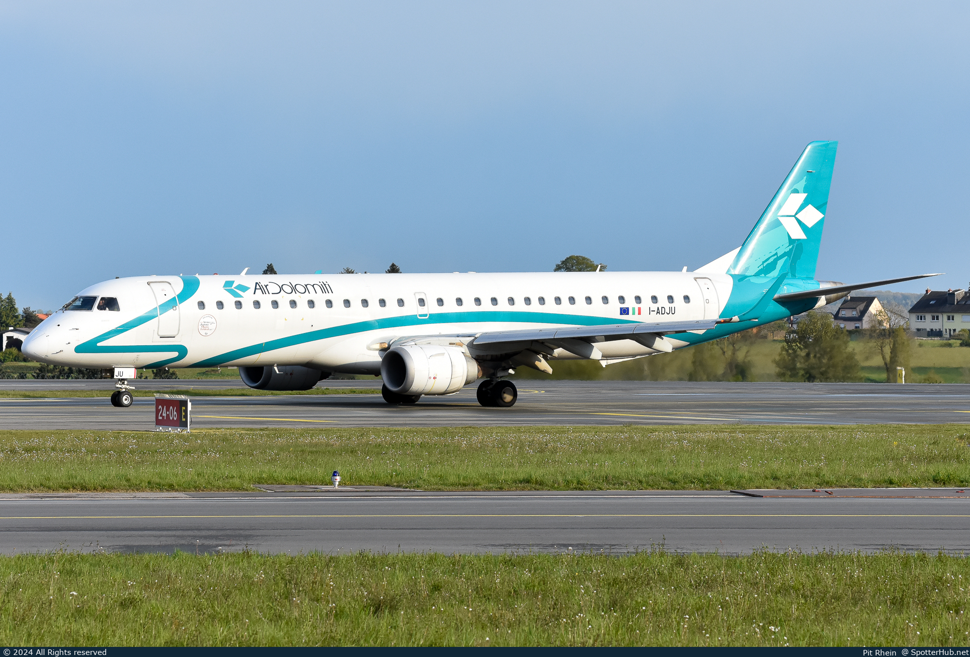 Photo of I-ADJU - Embraer ERJ-195LR operated by Air Dolomiti