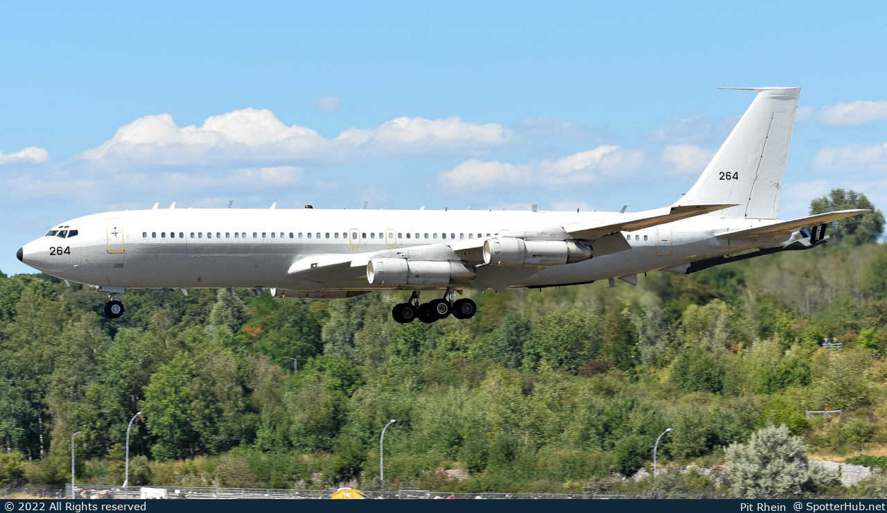 Photo of 264 - Boeing 707-3J6C(KC) Re'em operated by Israeli Air Force