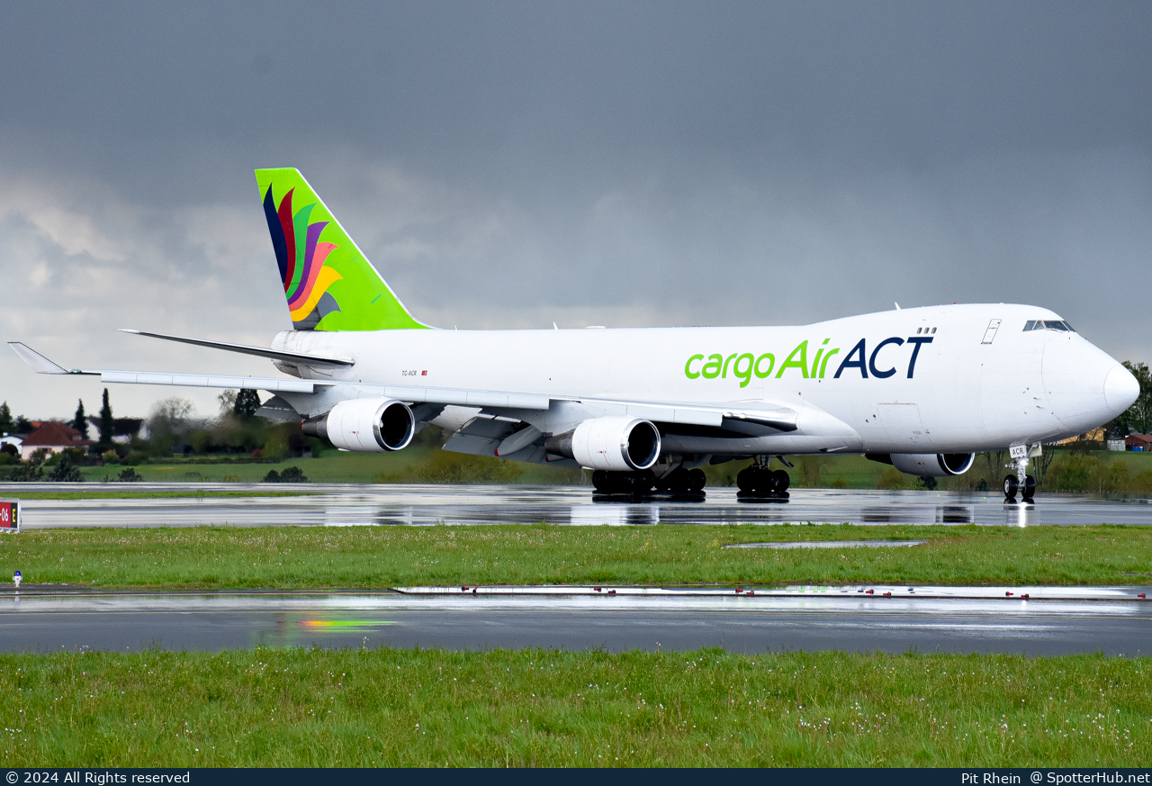 Photo of TC-ACR - Boeing 747-428F(ER) operated by Air ACT