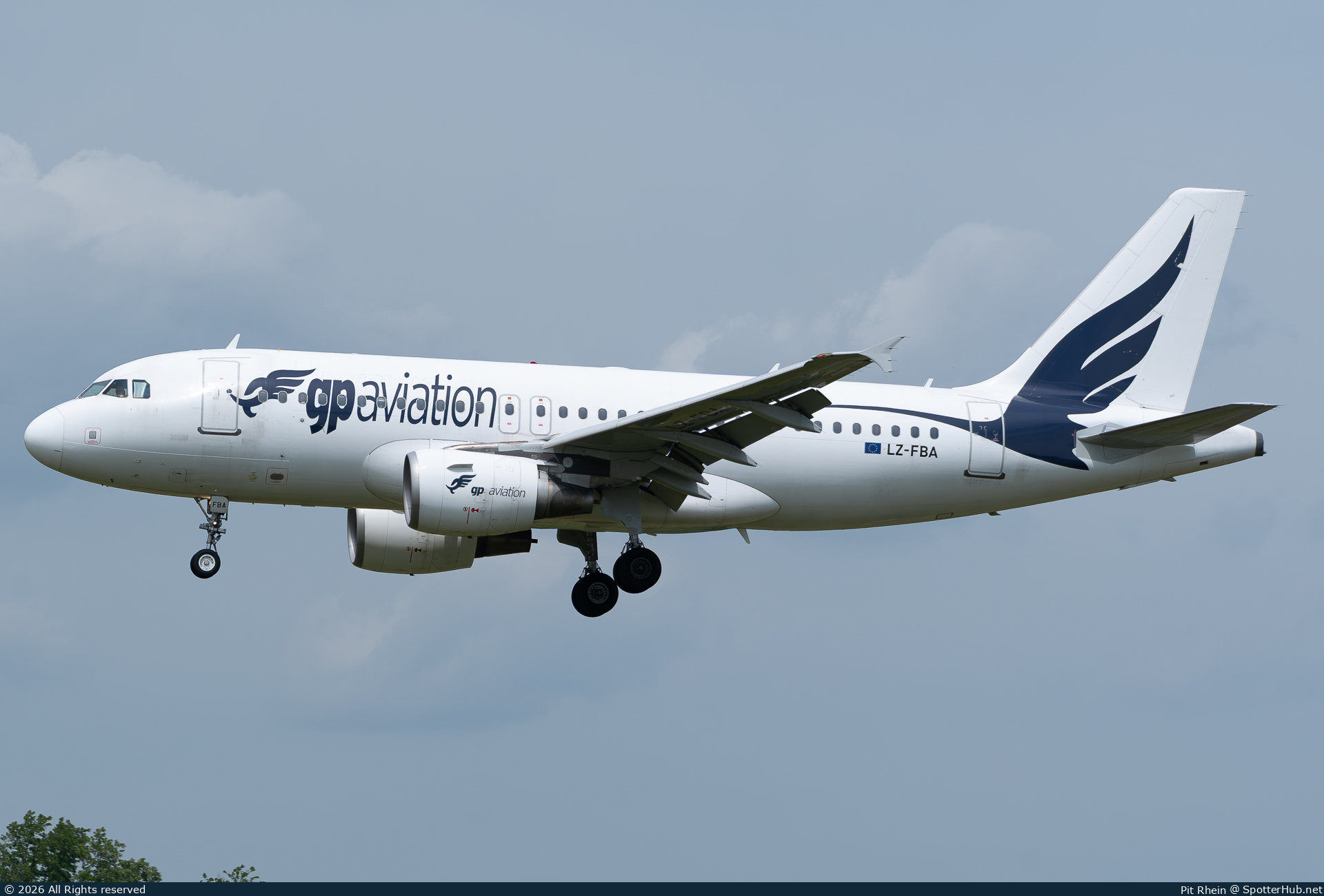 Photo of LZ-FBA - Airbus A319-112 operated by Bul Air
