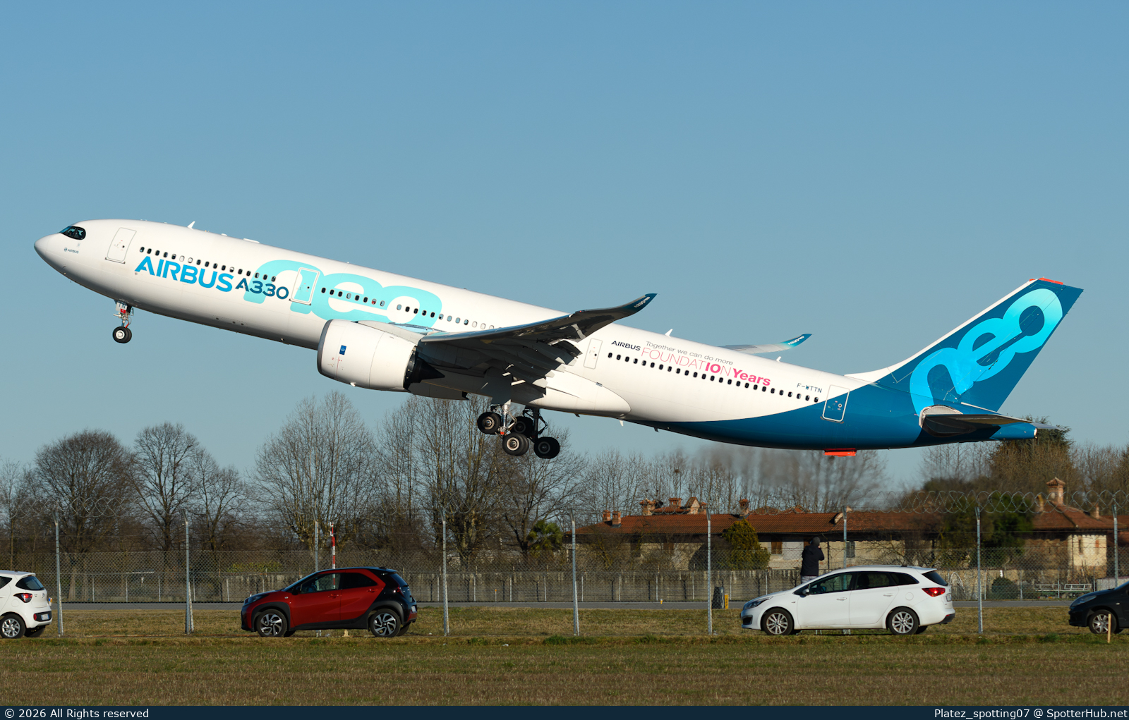 Photo of F-WTTN - Airbus A330-941 operated by Airbus Industrie