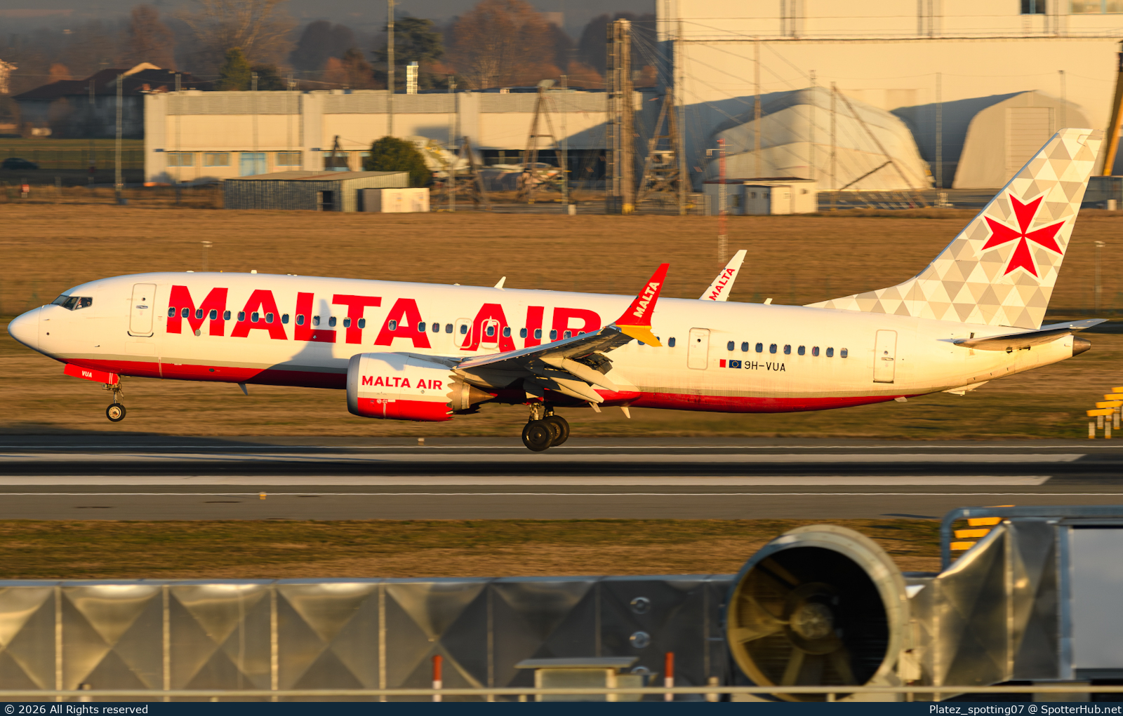Photo of 9H-VUA - Boeing 737 MAX 8-200 operated by Malta Air