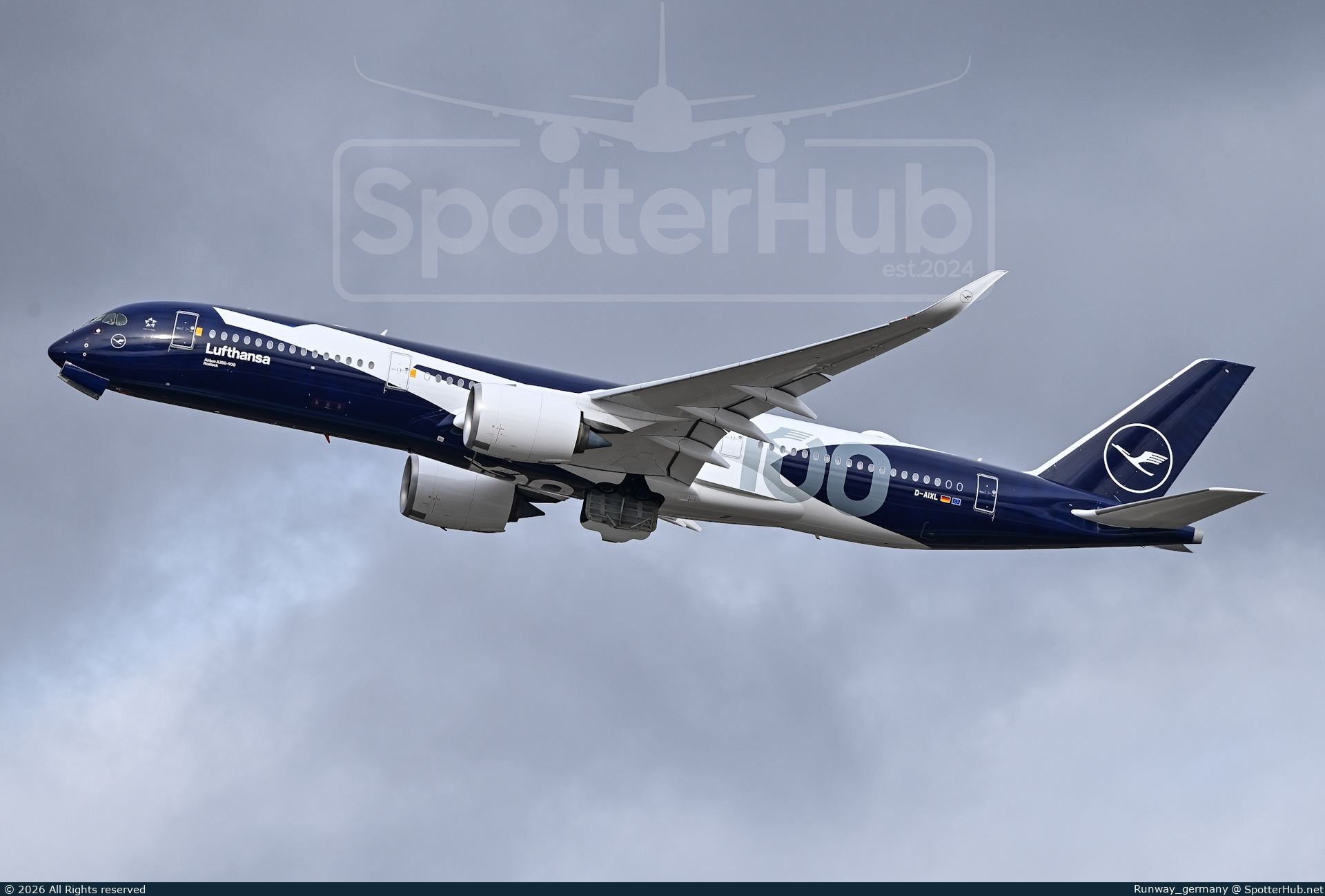 Photo of D-AIXL - Airbus A350-941 operated by Lufthansa