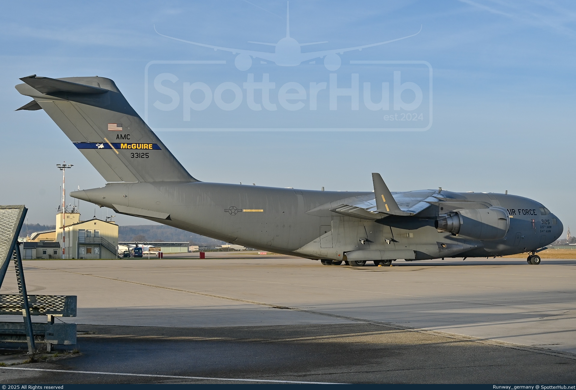 Photo of 03-3125 - Boeing C-17A Globemaster III operated by US Air Force