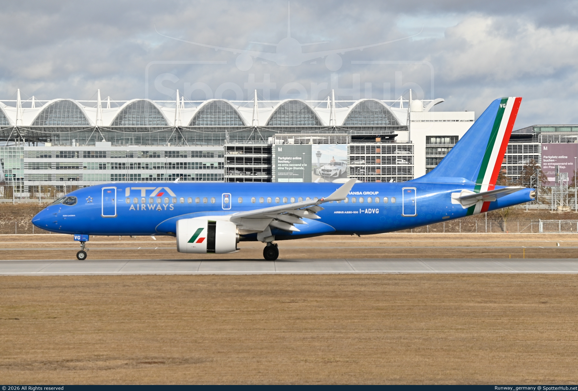 Photo of I-ADVG - Airbus A220-100 operated by ITA Airways