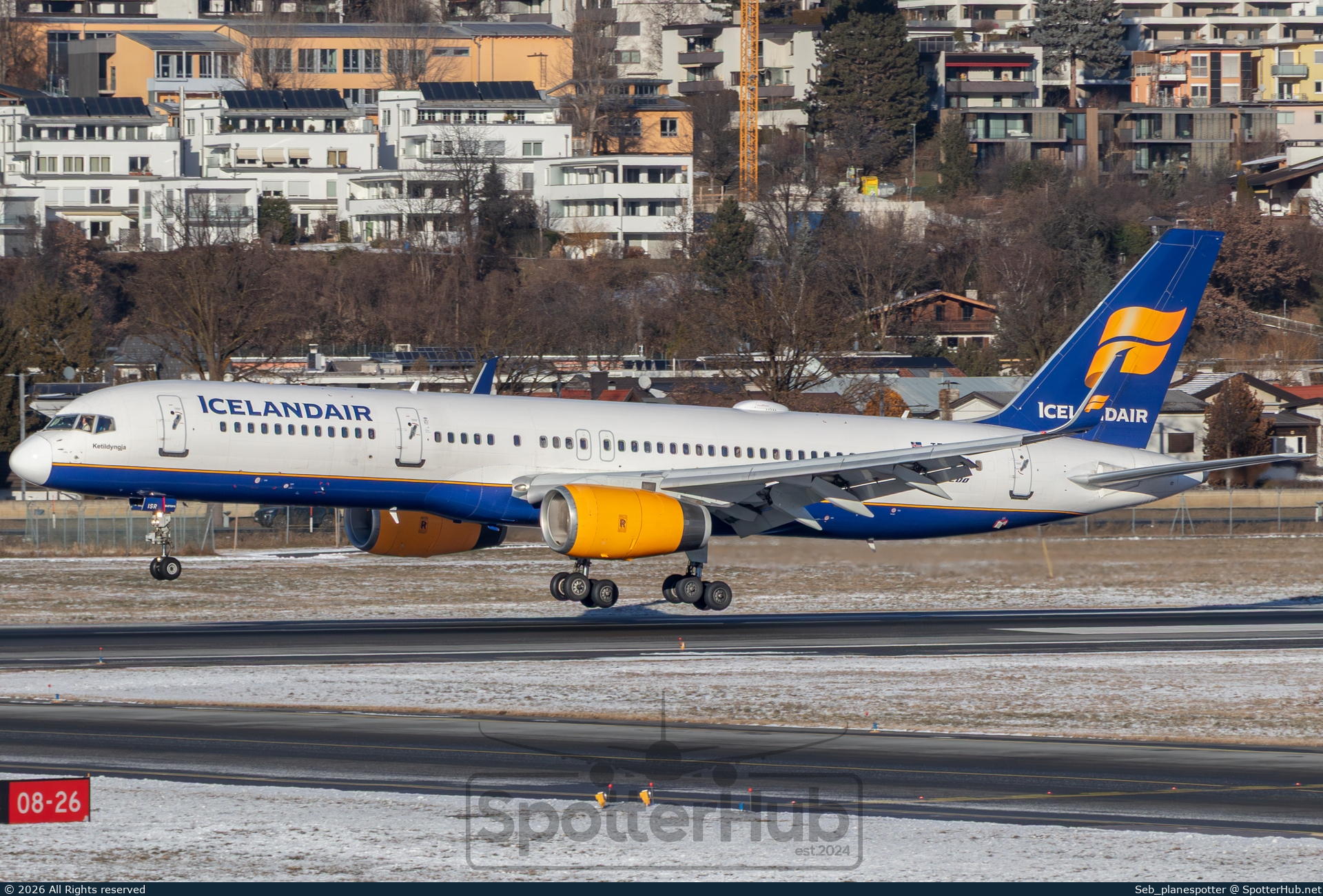 Photo of TF-ISR - Boeing 757-256 operated by Icelandair