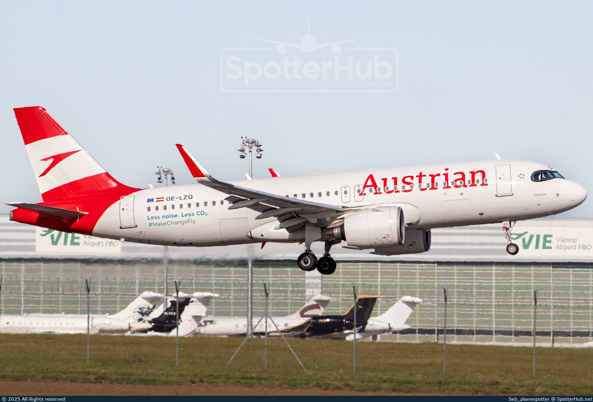 Photo of OE-LZQ - Airbus A320-271N operated by Austrian Airlines