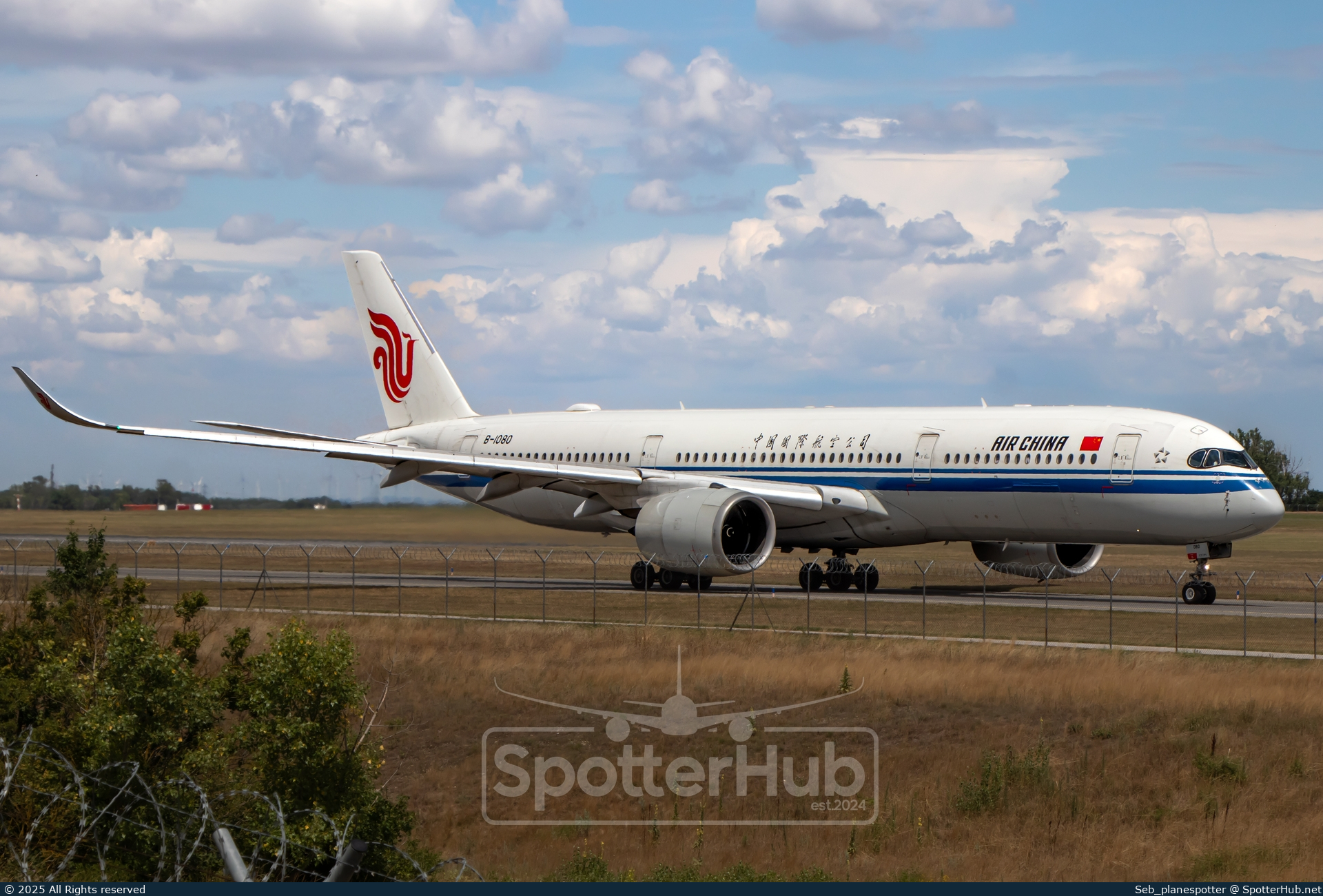 Photo of B-1080 - Airbus A350-941 operated by Air China