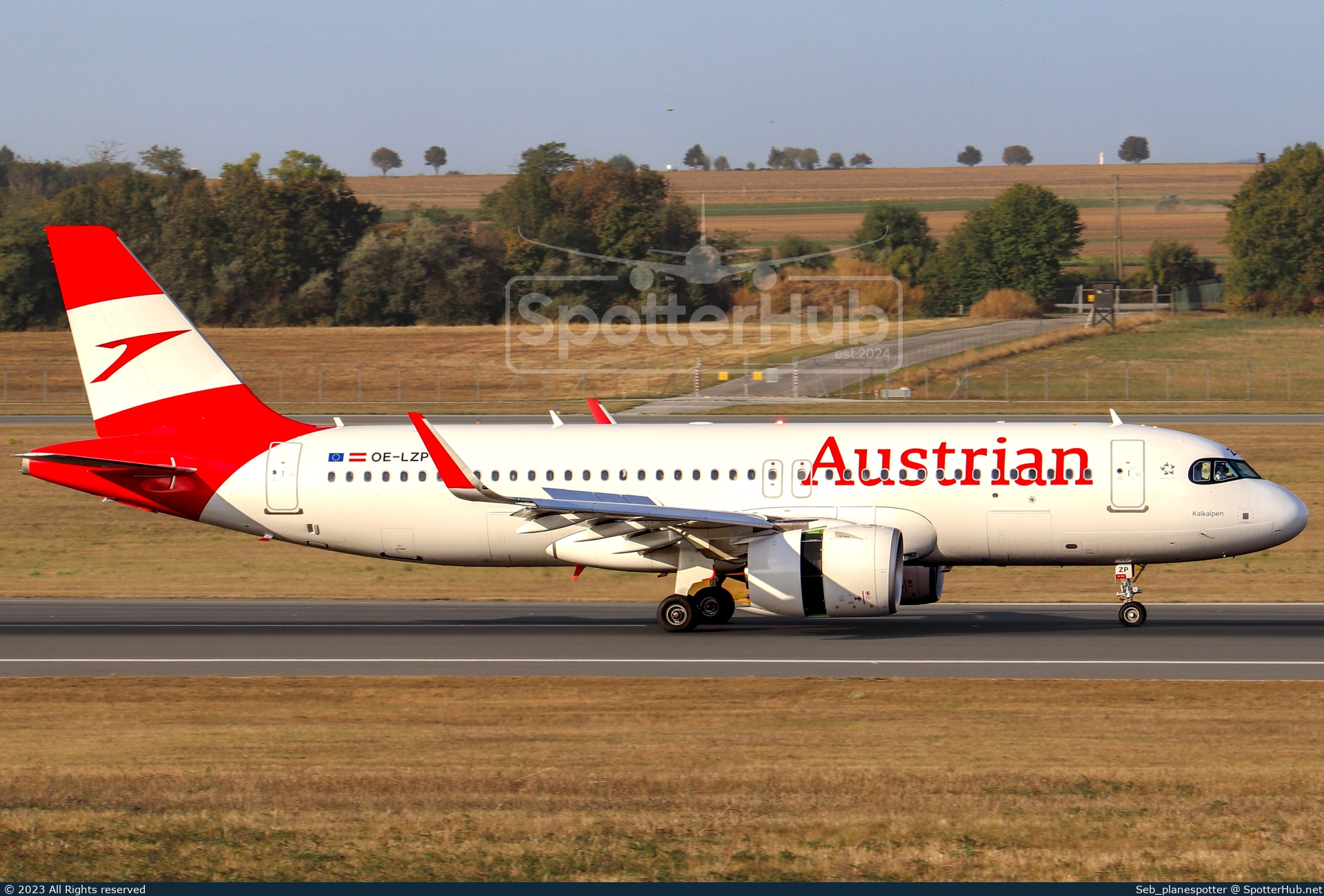 Photo of OE-LZP - Airbus A320-271N operated by Austrian Airlines