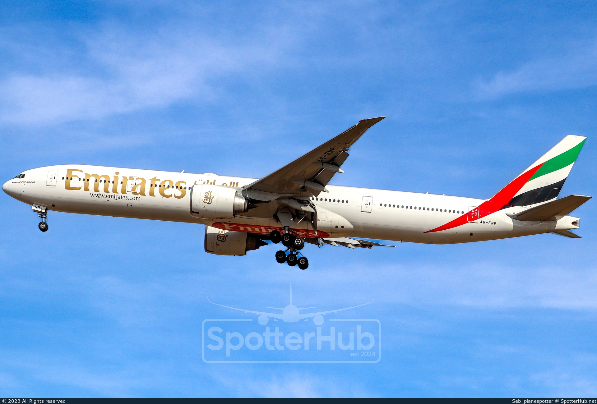 Photo of A6-ENP - Boeing 777-31H(ER) operated by Emirates