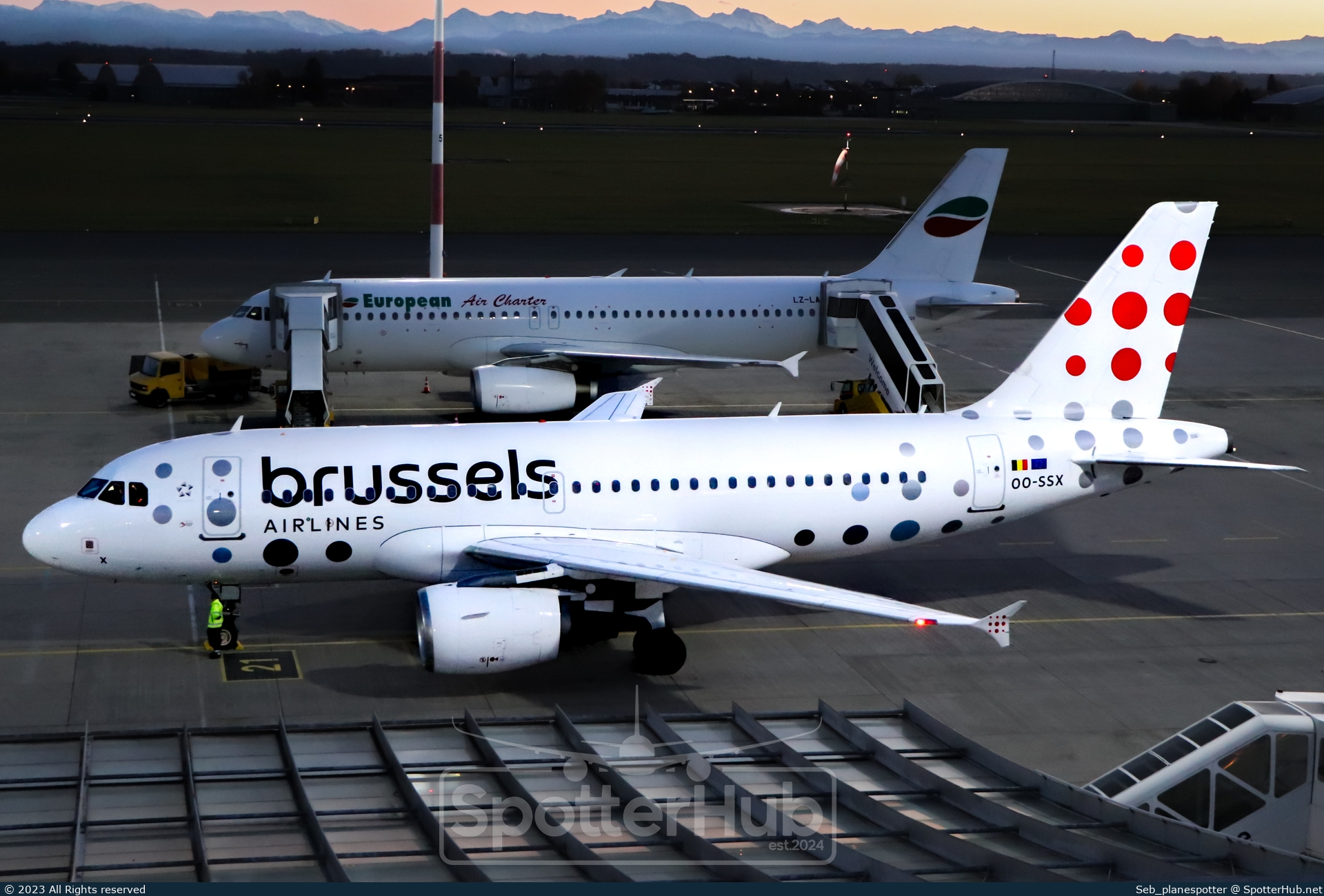 Photo of OO-SSX - Airbus A319-111 operated by Brussels Airlines