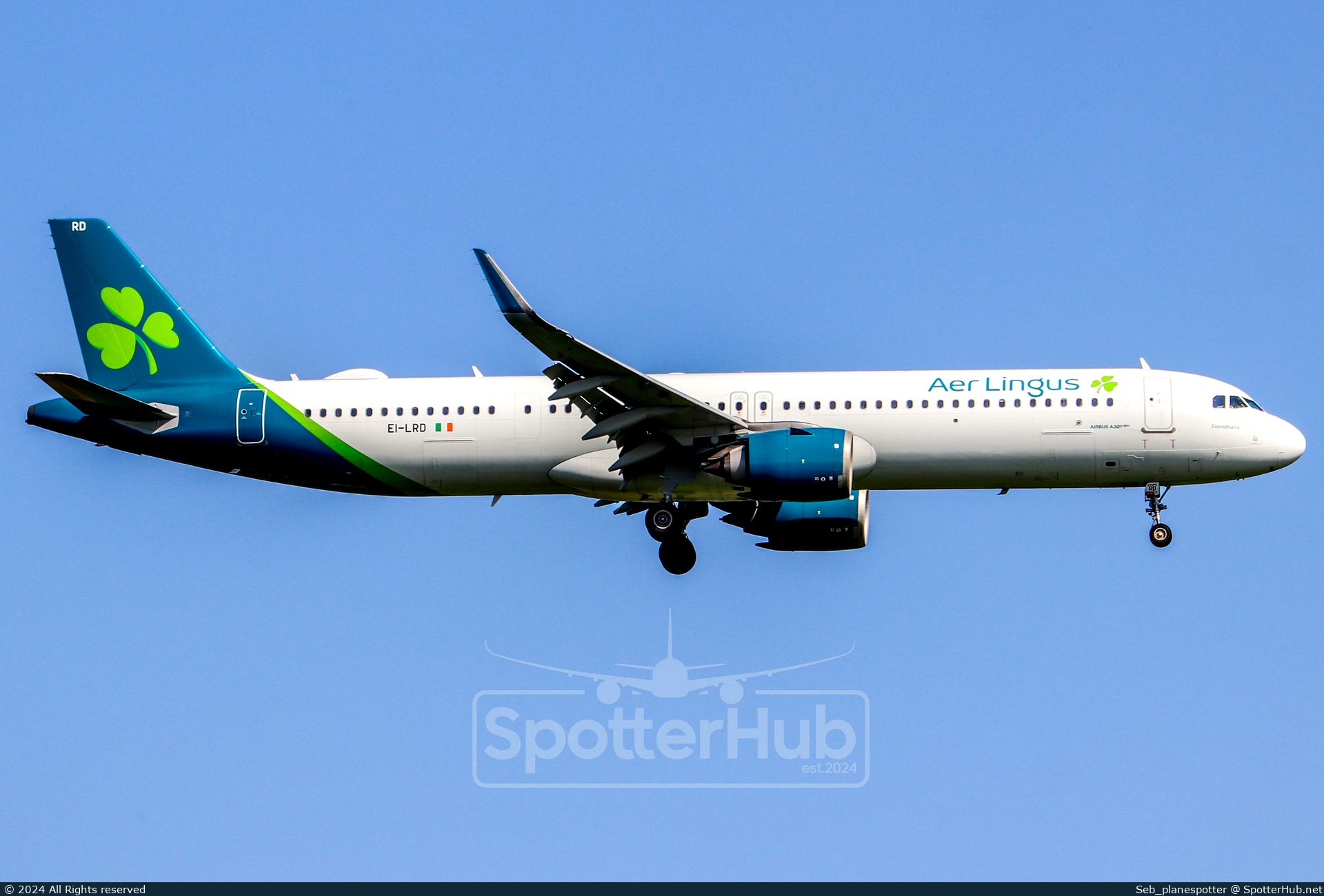 Photo of EI-LRD - Airbus A321-253NX operated by Aer Lingus