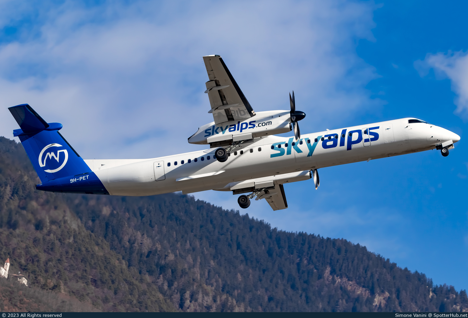 Photo of 9H-PET - Bombardier DHC-8-402 Dash 8 Q400 operated by SkyAlps