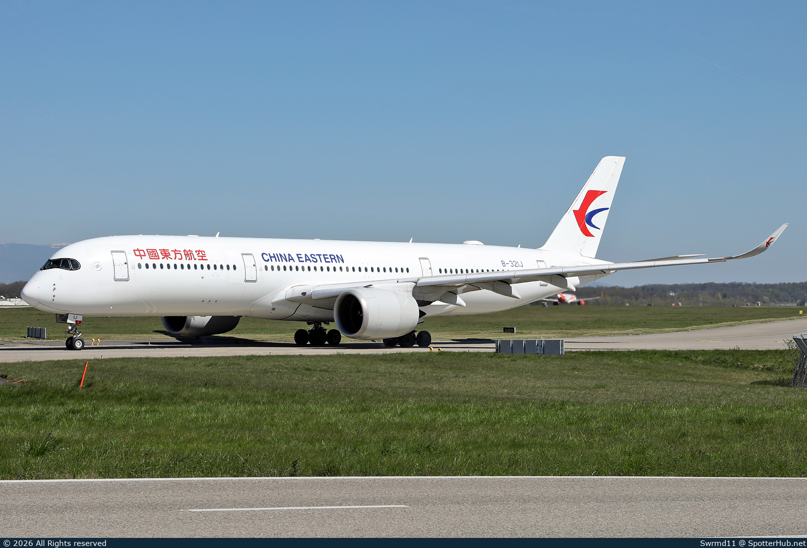 Photo of B-321J - Airbus A350-941 operated by China Eastern Airlines
