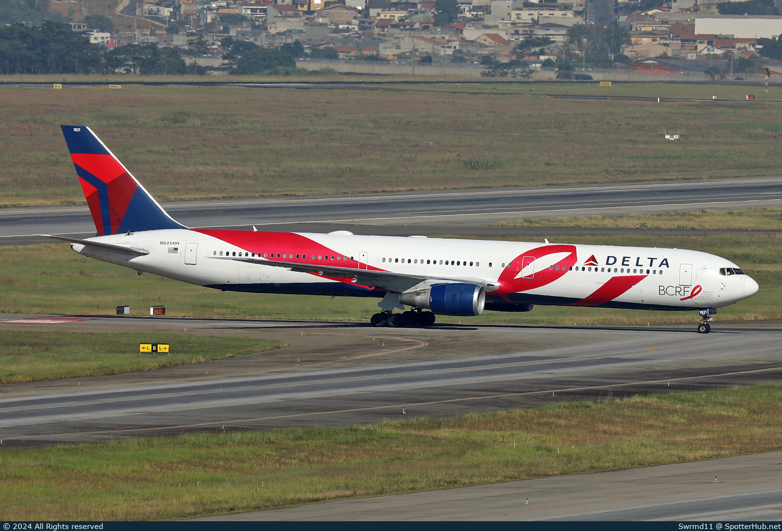 Photo of N845MH - Boeing 767-432(ER) operated by Delta Air Lines