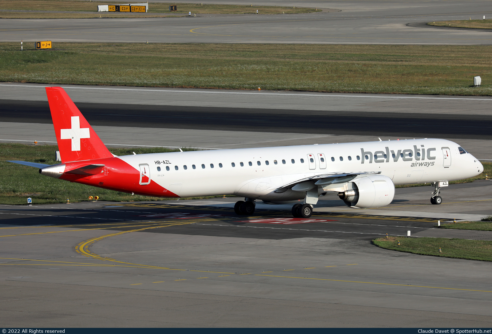 Photo of HB-AZL - Embraer ERJ-195-E2 operated by Helvetic Airways