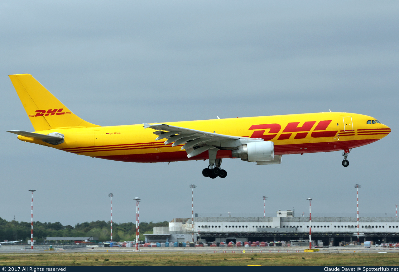 Photo of D-AEAL - Airbus A300B4-622R(F) operated by European Air Transport