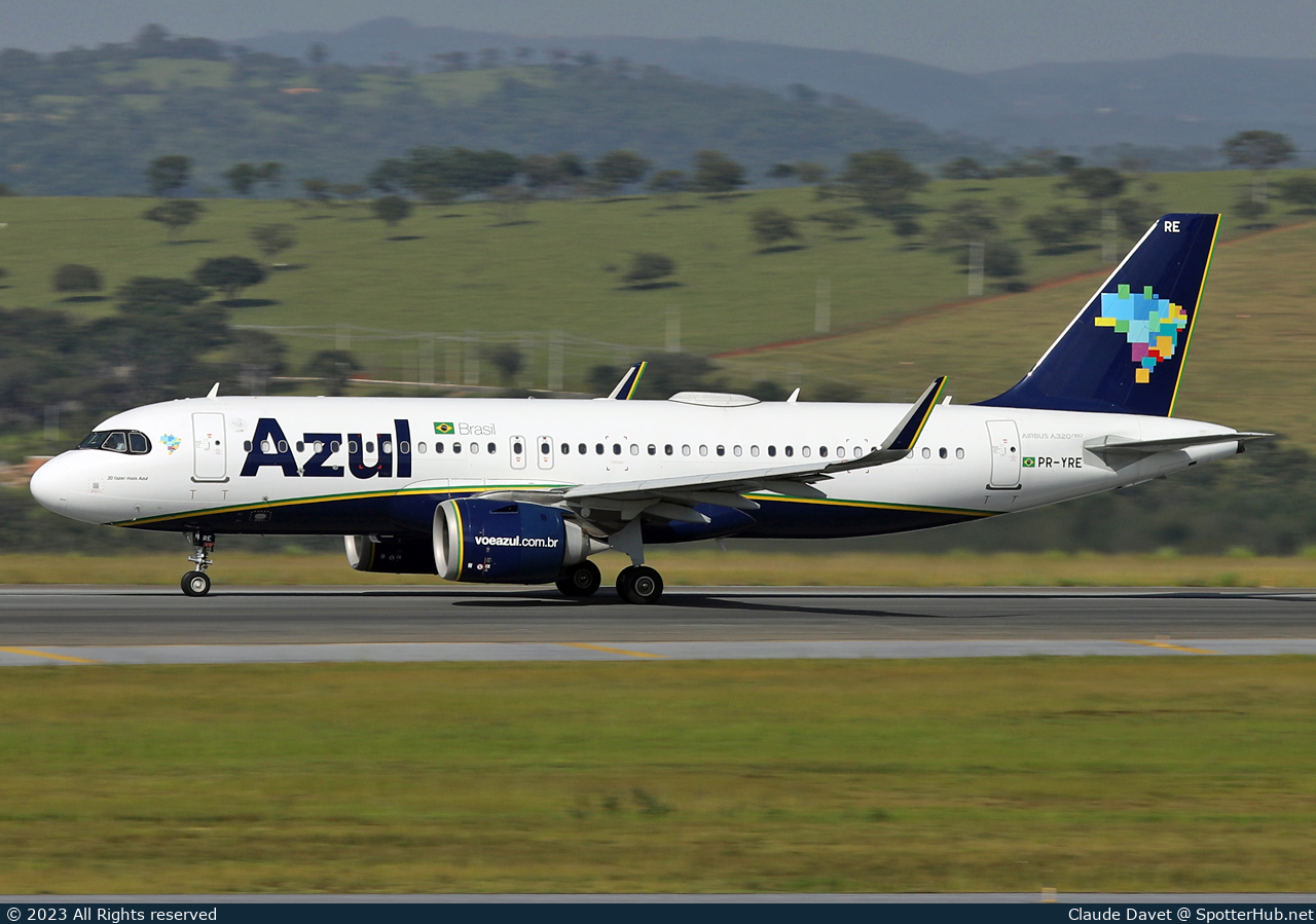 Photo of PR-YRE - Airbus A320-251N operated by Azul