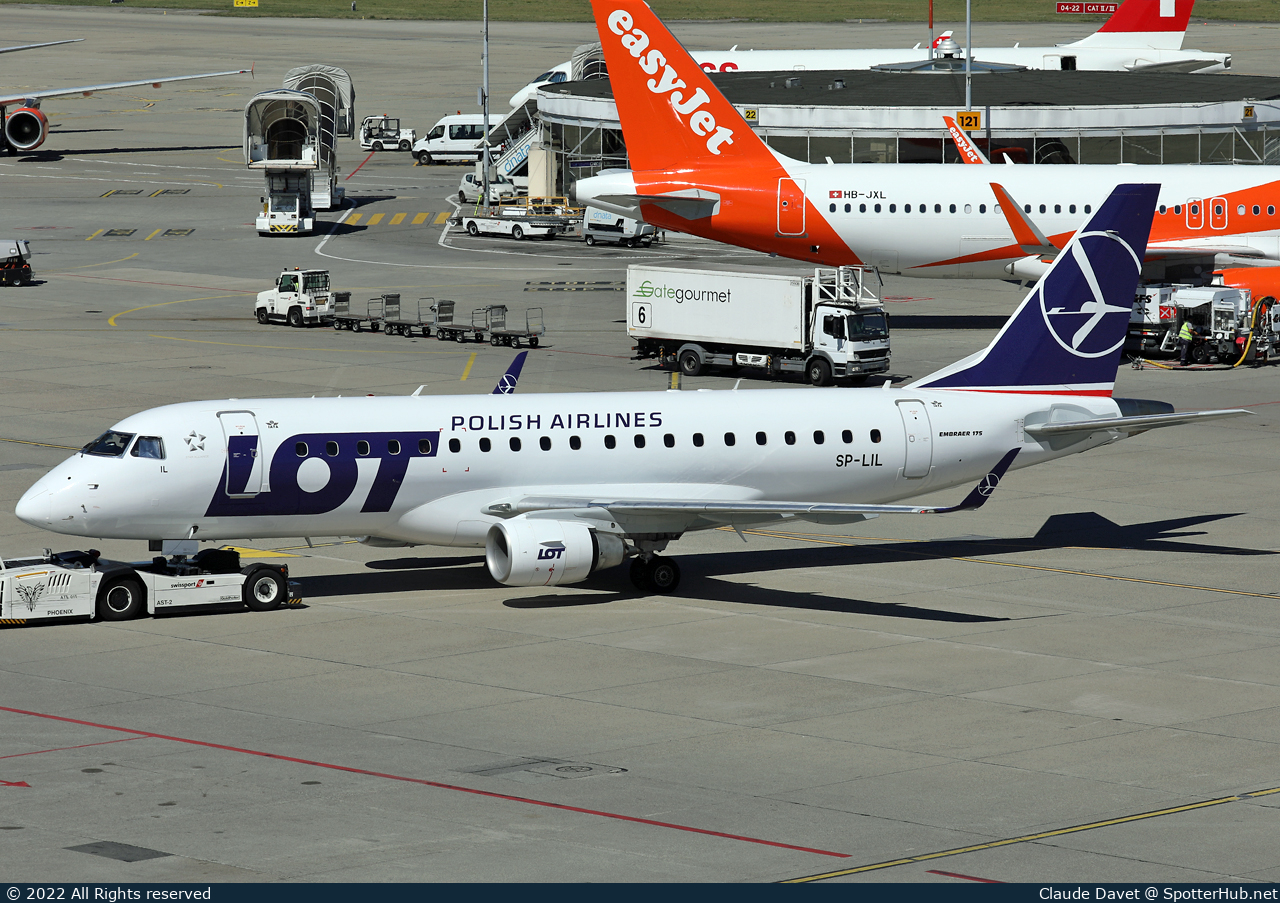 Photo of SP-LIL - Embraer ERJ-175LR operated by LOT Polish Airlines