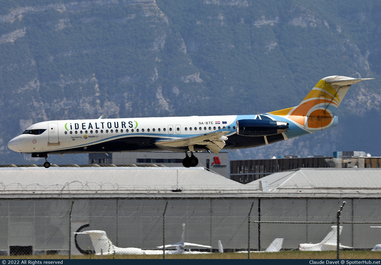 Photo of 9A-BTE - Fokker 100 operated by Croatia Airlines (opb Trade Air)