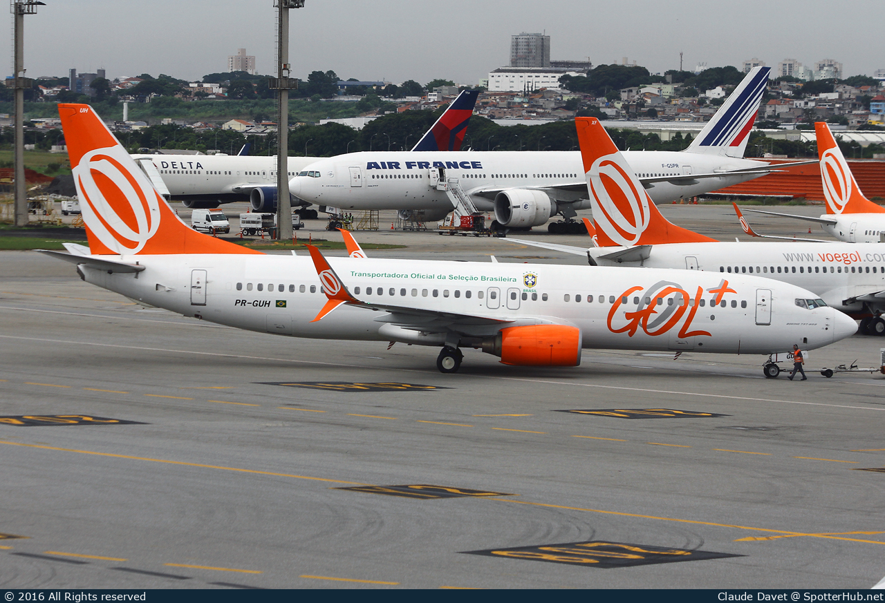 Photo of PR-GUH - Boeing 737-8EH operated by GOL Linhas Aéreas
