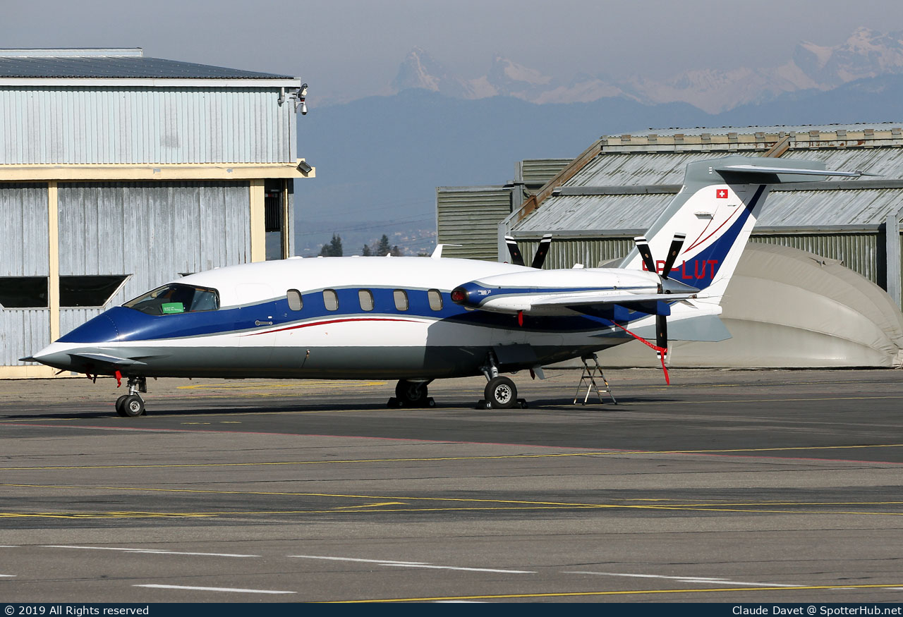 Photo of HB-LUT - Piaggio P.180 Avanti II operated by Private