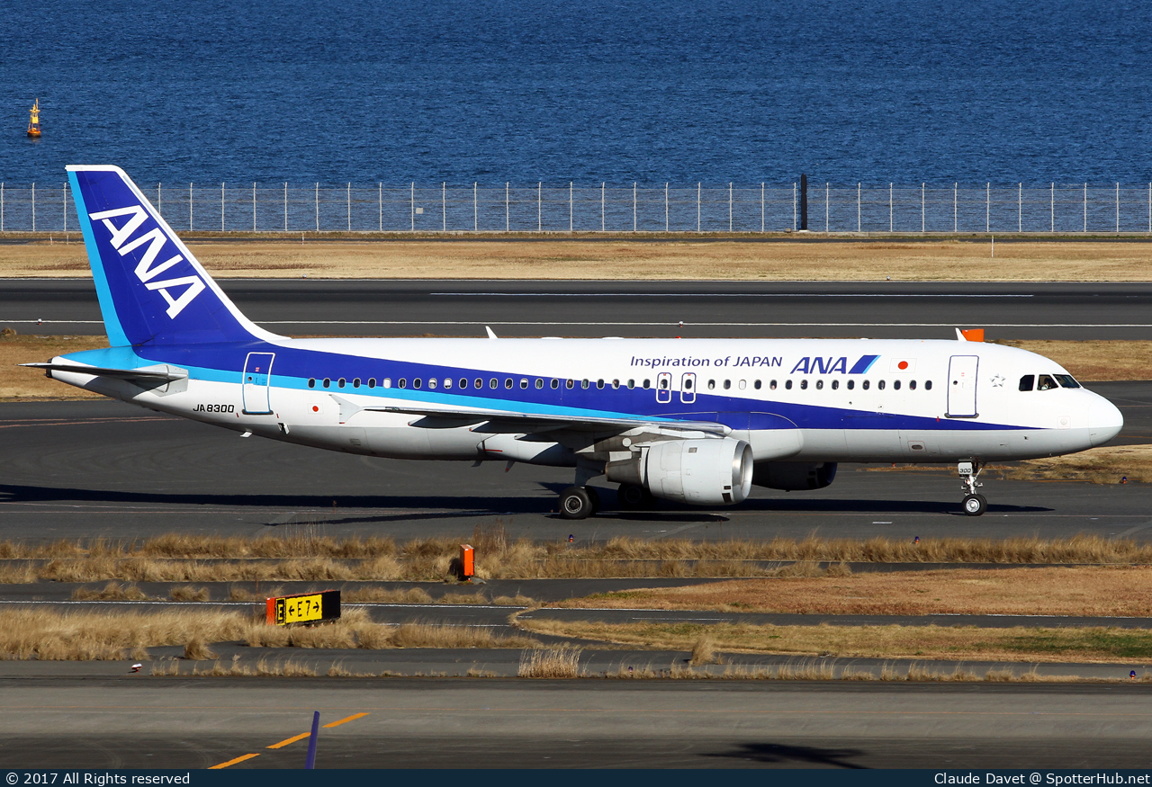 Photo of JA8300 - Airbus A320-211 operated by ANA All Nippon Airways