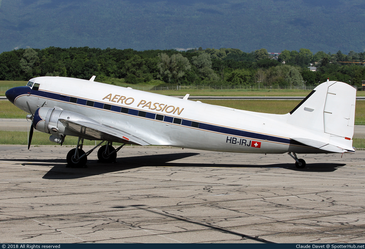 Photo of HB-IRJ - Douglas DC-3A operated by Super Constellation Flyers Association
