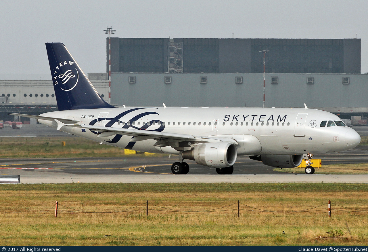 Photo of OK-OER - Airbus A319-112 operated by CSA Czech Airlines