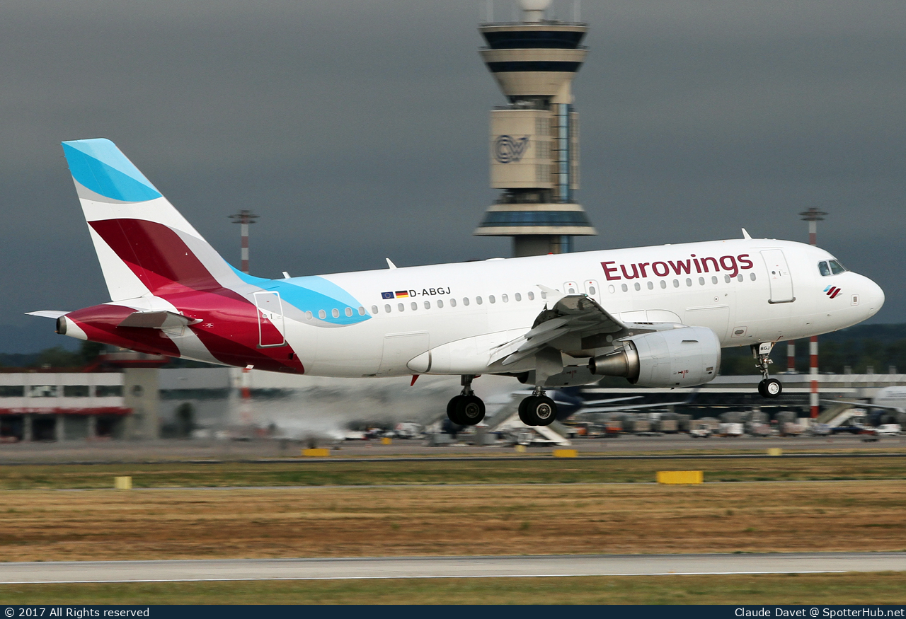 Photo of D-ABGJ - Airbus A319-112 operated by Eurowings